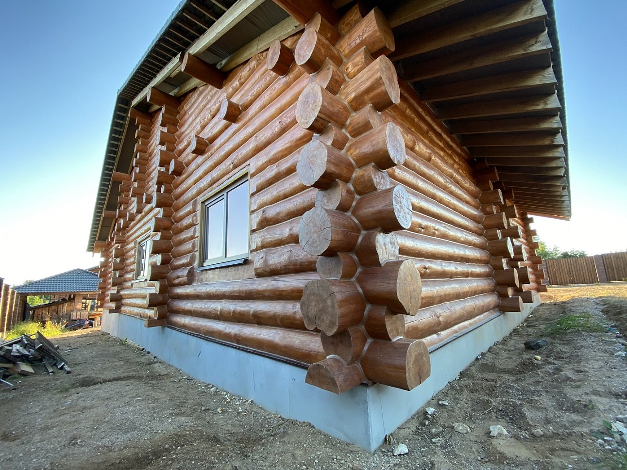 Как шлифовать деревянный дом зимой